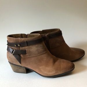 CLARKS leather bootie ankle boot